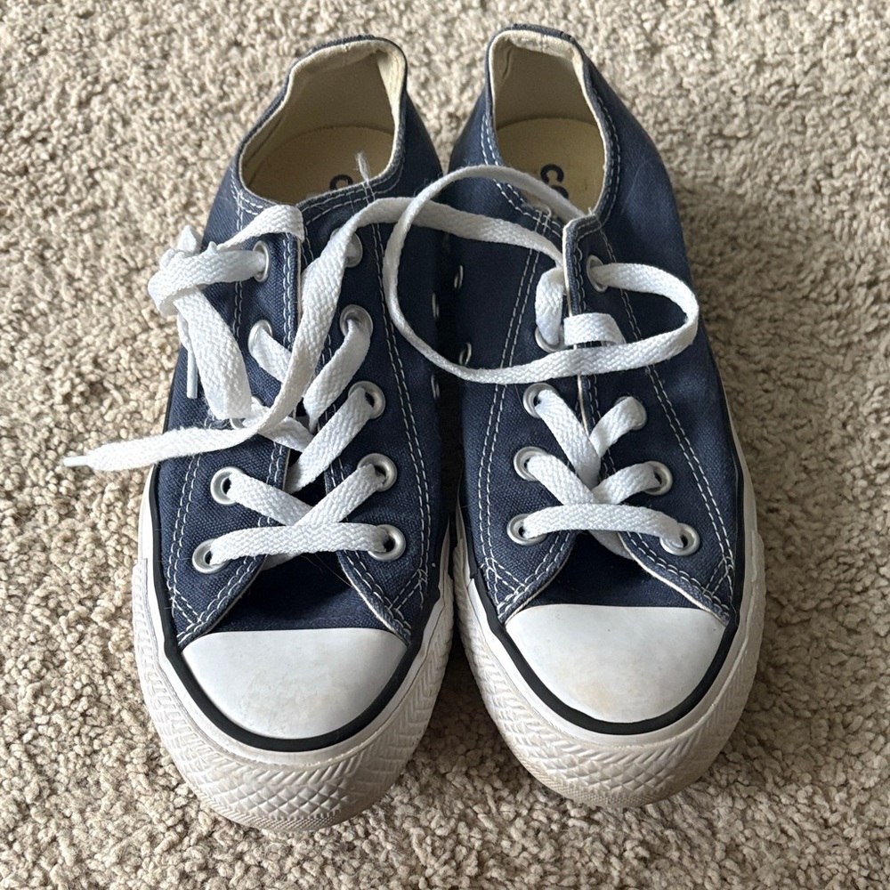 Converse Navy Blue Sneakers women’s 5.5